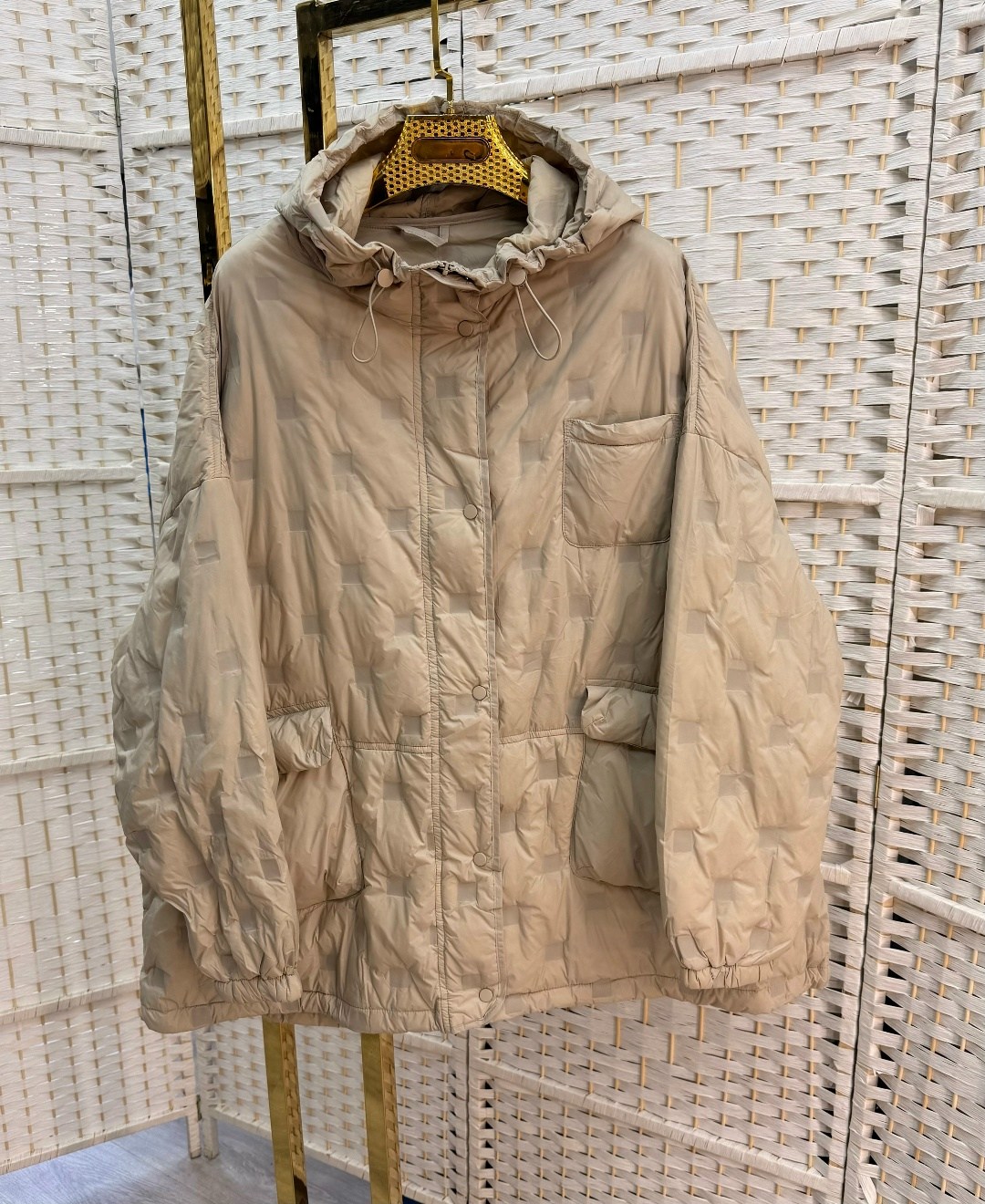 демисезонная куртка,куртка женская демисезонная,женская куртка,куртка женская бежевая,стильная куртка