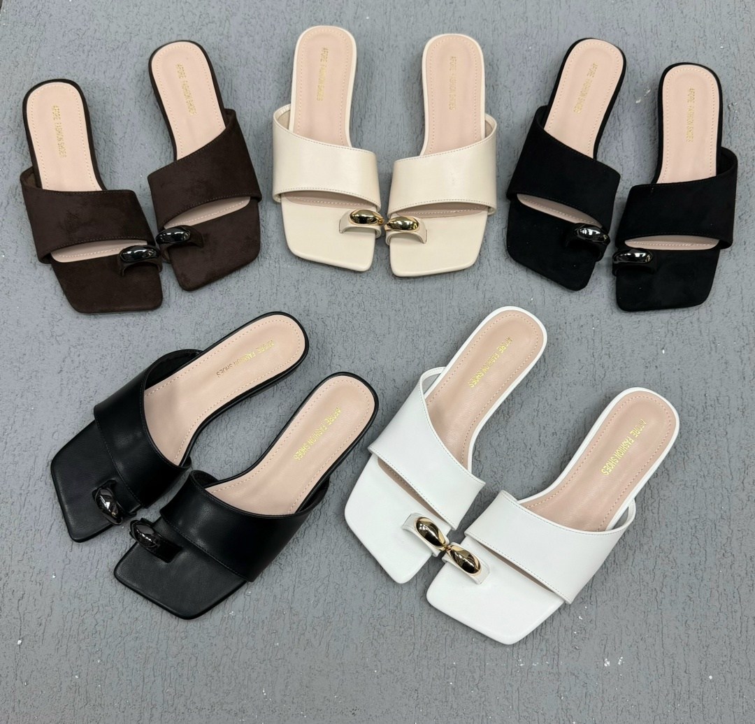 женские шлепанцы,,модные шлепанцы,шлепки женские,шлепанцы на плоской подошве