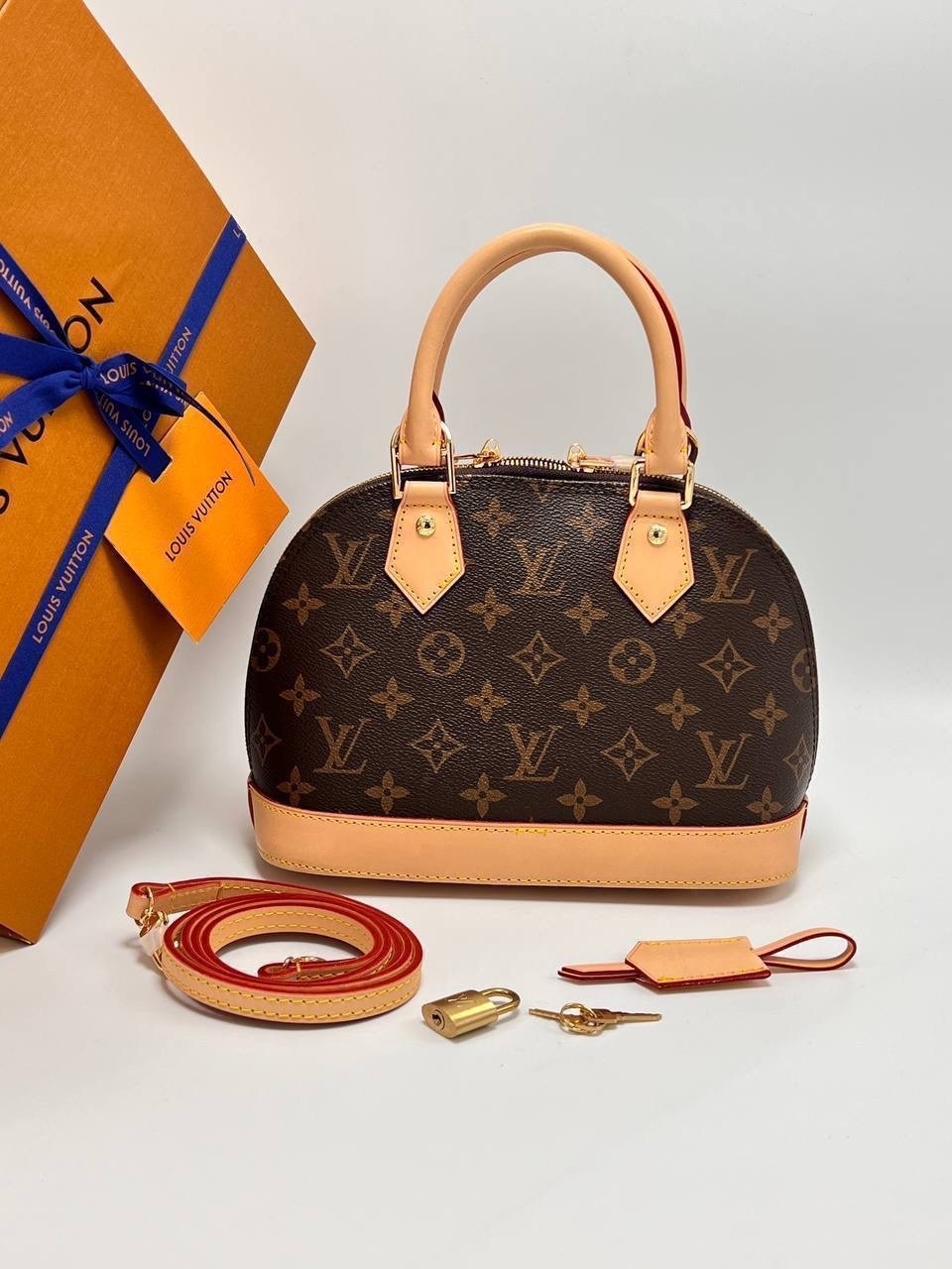 сумка louis vuitton,louis vuitton сумка женская,louis vuitton alma bb,louis vuitton speedy,женская сумка от louis vuitton