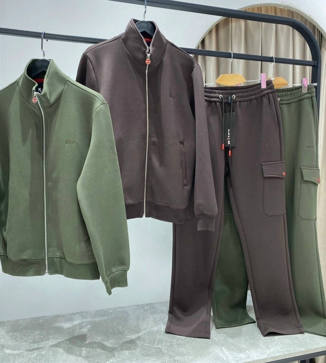 спортивный костюм brunello cucinelli,спортивный костюм moncler,спортивный костюм kiton,мужские спортивные костюмы,спортивный костюм zegna