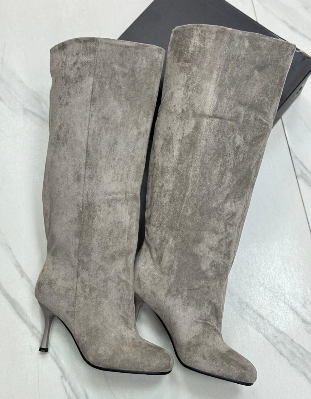 касадей ботфорты замшевые,сапоги alba еврозима серые замшевые,серые замшевые сапоги,замшевые серые сапоги на вайлдберриз,замшевые сапоги