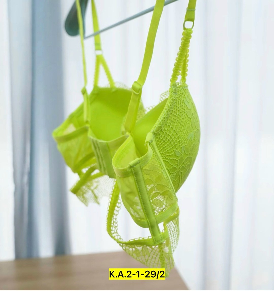 бюстгальтер комплект,бюстгальтер нижнее белье,бюстгальтер с кружевами,бюстгальтер,нижне бельё женское