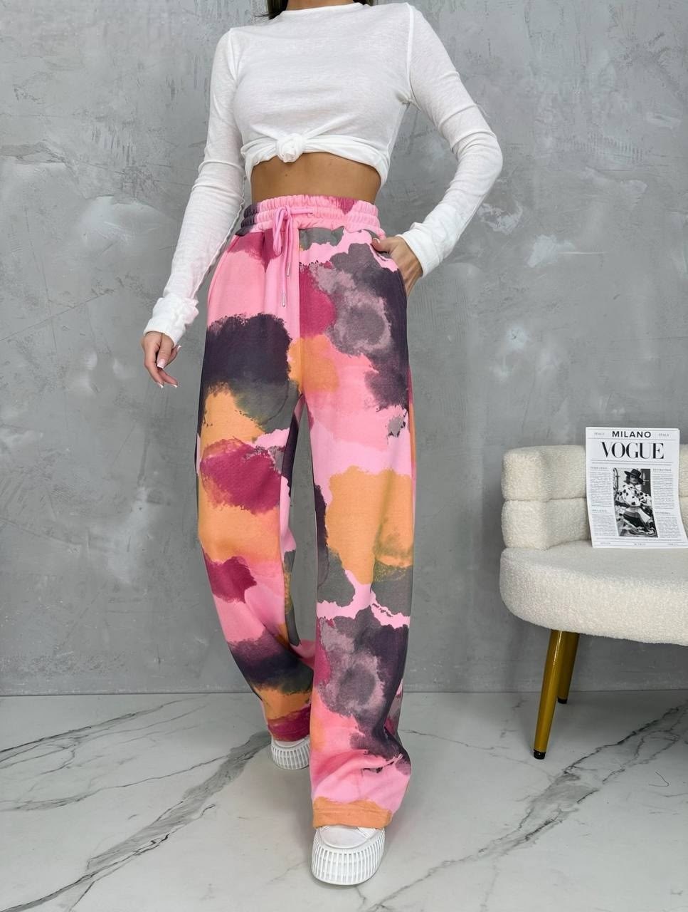 штаны женские,штаны на флисе,штаны с разноцветными штанинами,брюки широкие,радужные штаны