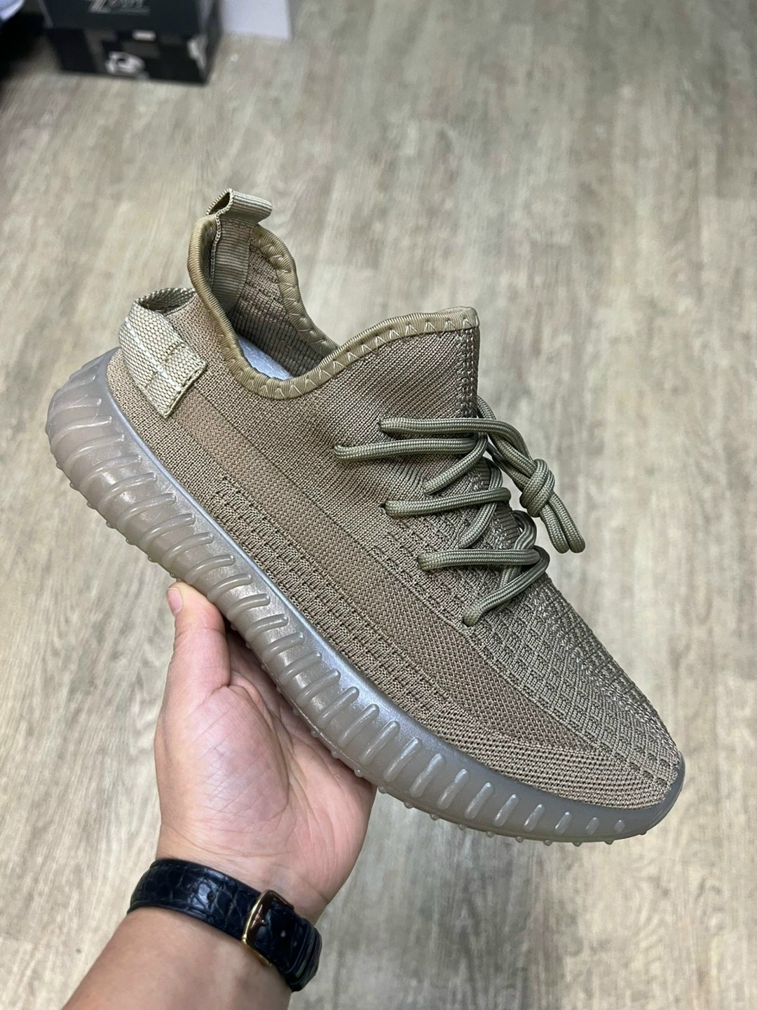 кроссовки,adidas yeezy boost 350 v2 static silver white,кроссовки изики,изи кроссовки,кроссовка мужской