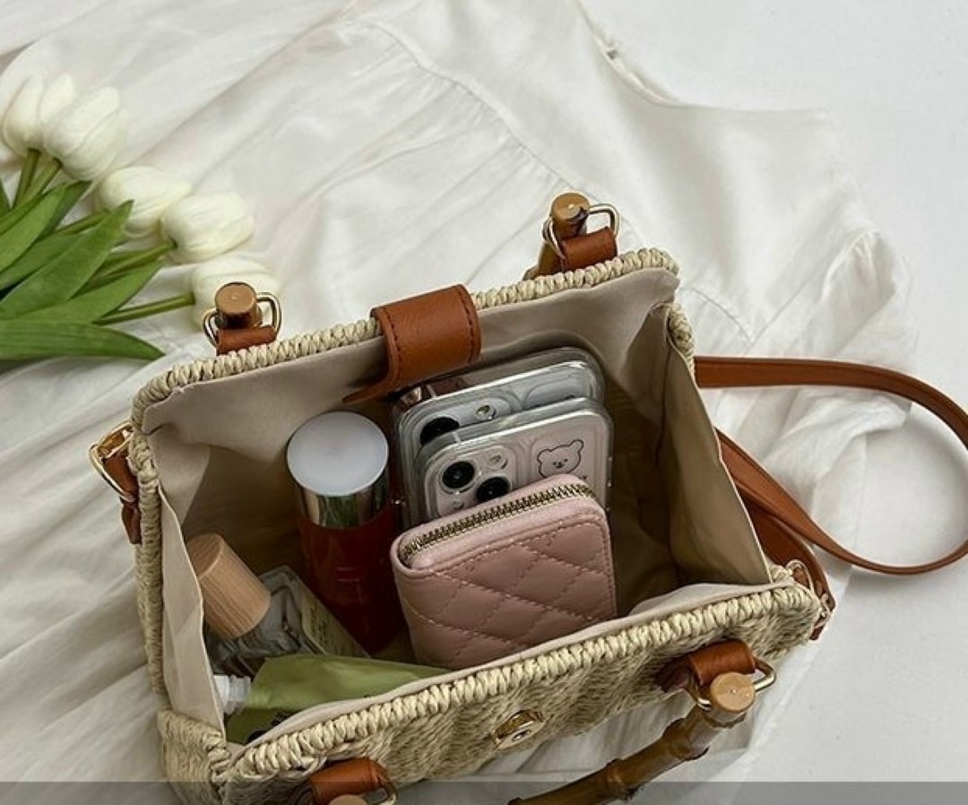 плетеная сумка,сумка соломенная,женская соломенная сумка,плетеная сумка с ручками из бамбука,соломенная плетеная сумка