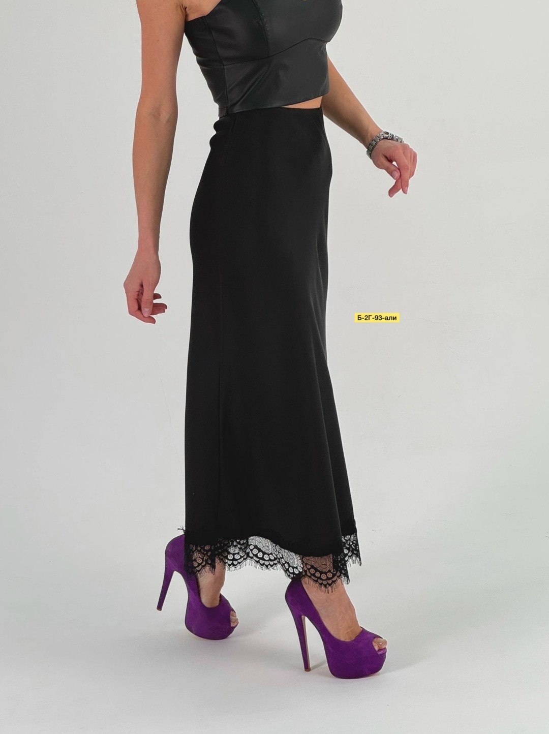 атласная юбка с кружевом,юбка с кружевом,юбка с кружевами,юбка внизу с кружевом,юбки женские