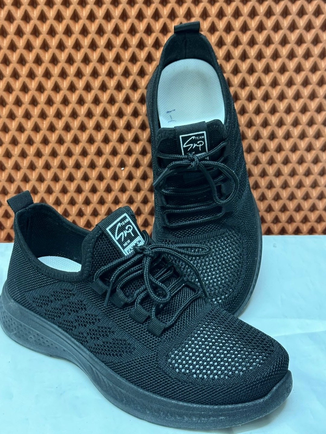 ,мужские кроссовки,кроссовка мужской,мужские летние кроссовки,спортивная