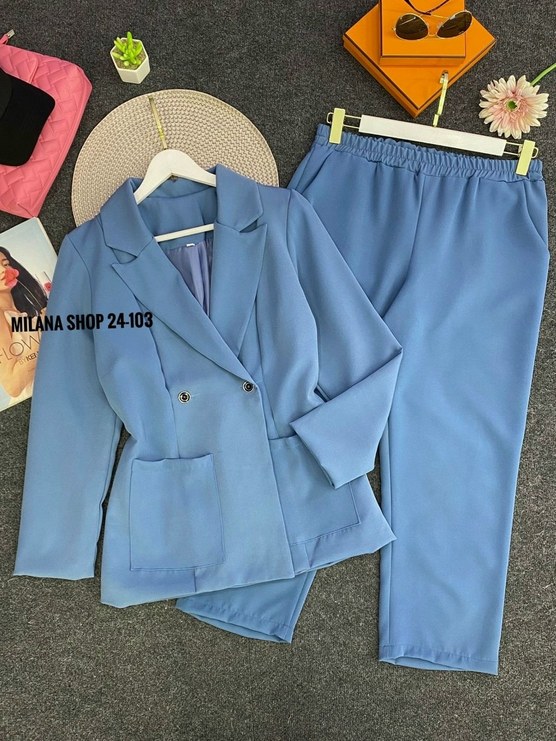 брючный костюм женский,костюм женский,костюм с брюками,голубой брючный костюм,костюм брючный деловой