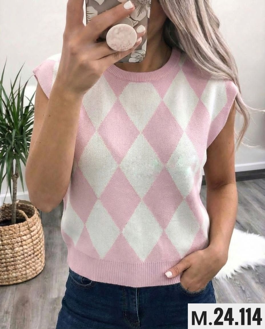 женский вязаный жилет,вязаный жилет,жилетка вязаная,топ вязаный жилет,трикотажный жилет