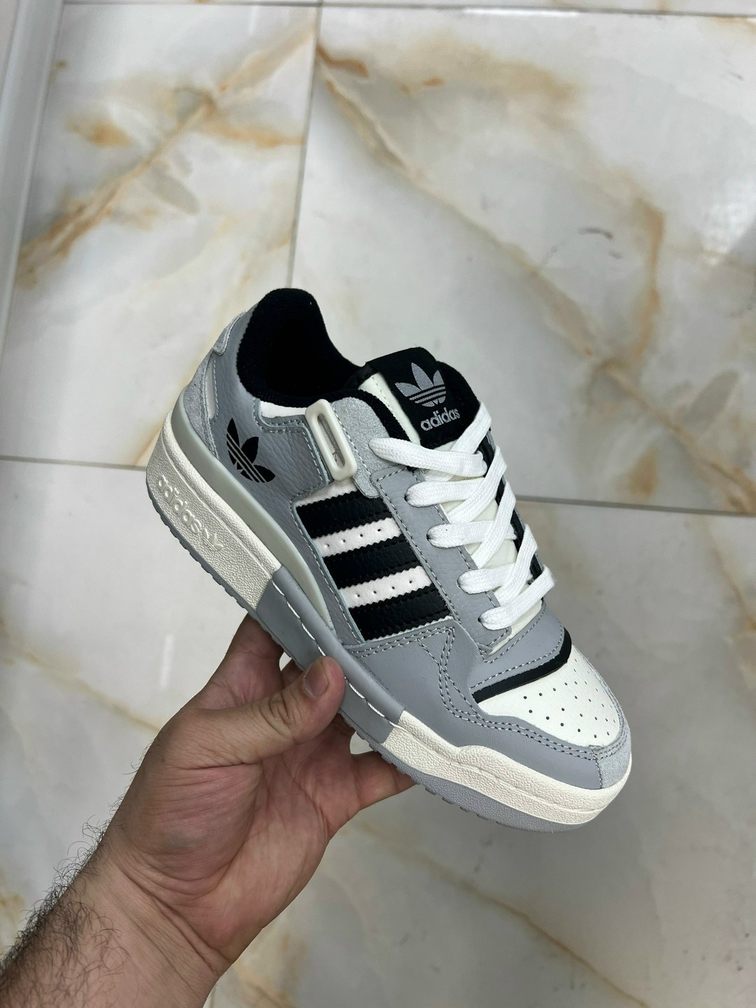 кроссовки adidas,кроссовки мужское и женское adidas,кроссовки адидас,кроссовки мужские adidas,кроссовки