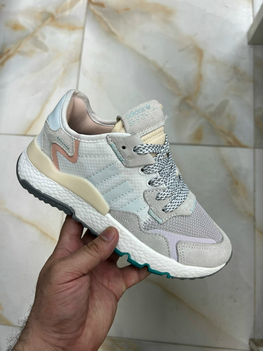 кроссовки adidas,кроссовки мужские adidas,кроссовки адидас zx 700 мужские,кроссовки,кроссовки адидас