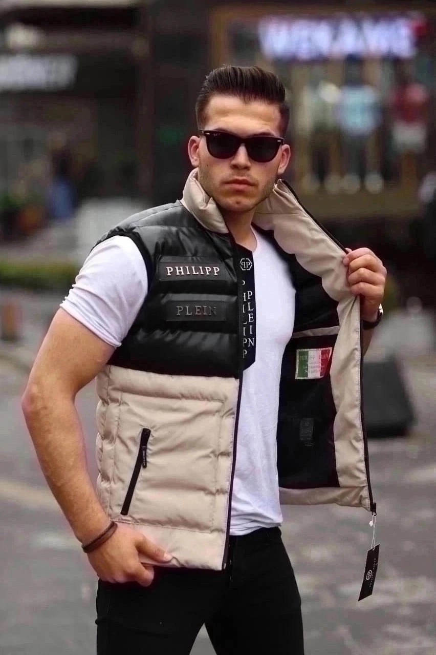 жилет philipp plein,жилетка мужская,мужские жилетки philipp plein,брендовая мужская жилетка philipp plein в черном цвете,жилет