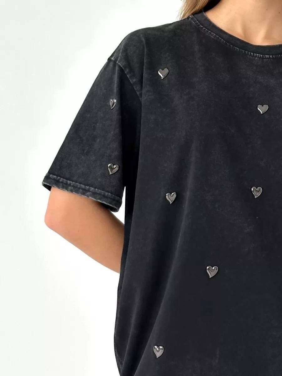 свитшот женская,футболка женская с эффектом варёнки в стиле оверсайз с маленькими сердечками,женская кофта,свитшот со стразами,футболка с эффектом варёнки в стиле оверсайз