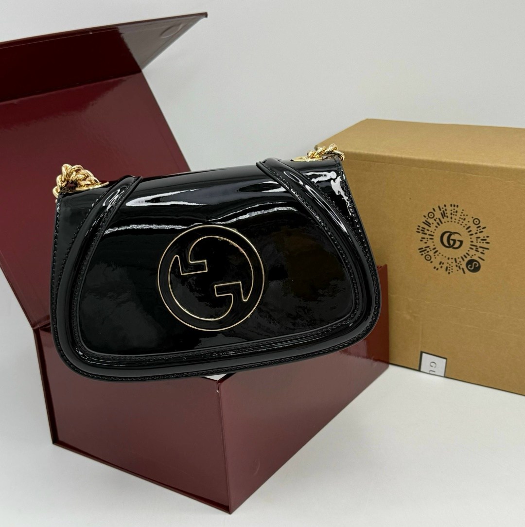 сумка gucci,женская сумка gucci,сумка на плечо gucci,гуччи сумка,сумка через плечо с клапаном gucci