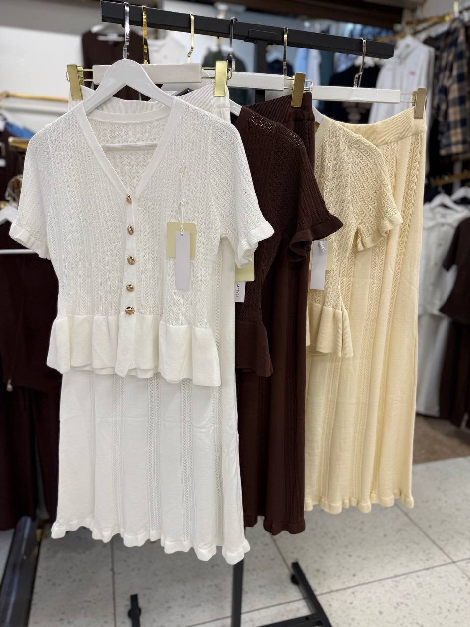 костюм женский с юбкой,трикотажные костюмы,вязаная юбка,вязаный костюм,костюм с юбкой