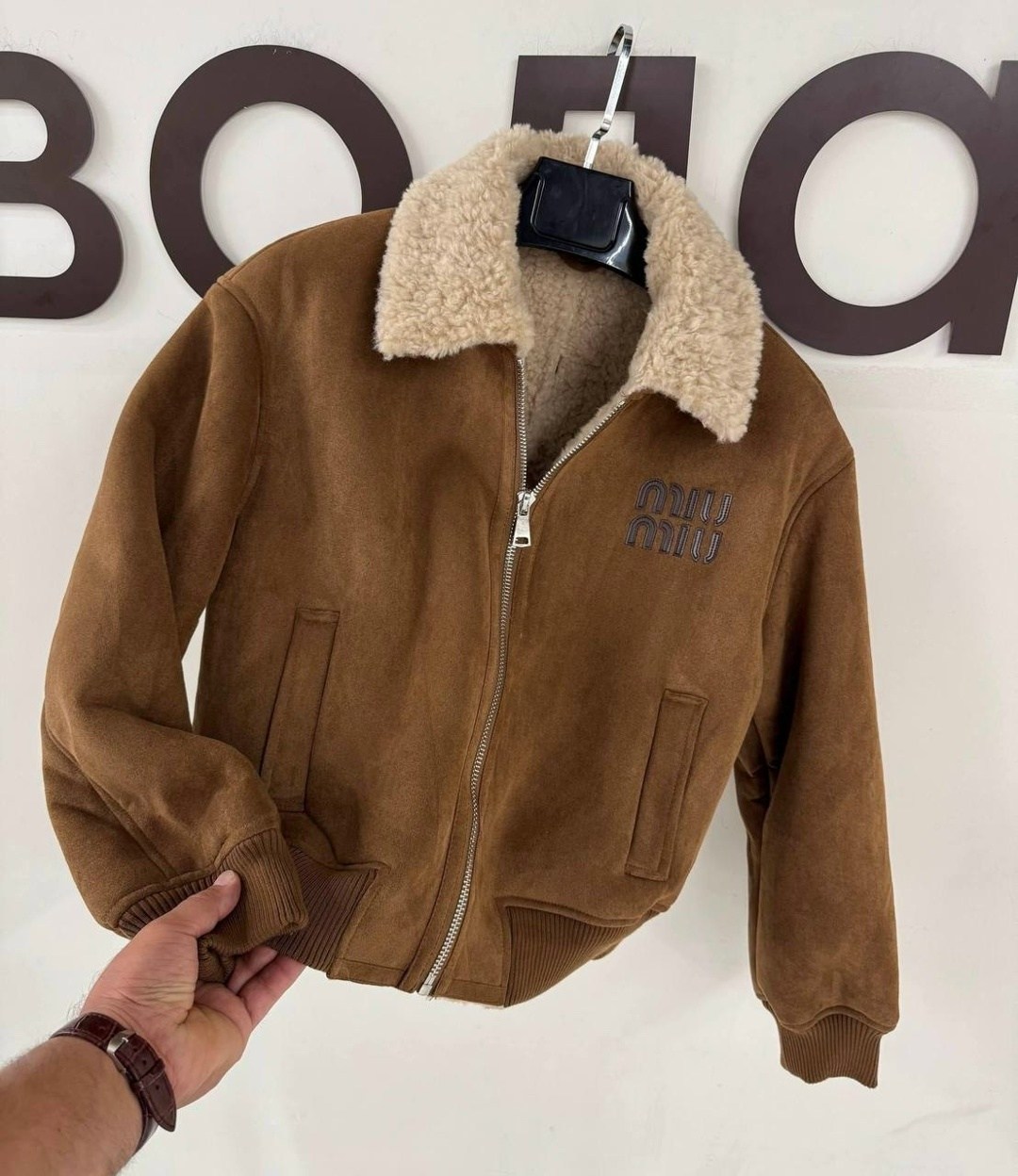 дубленка miu miu,куртка дубленка,куртка с натуральным мехом внутри мех кролик,стильная дубленка,комбинированная куртка с натуральным мехом