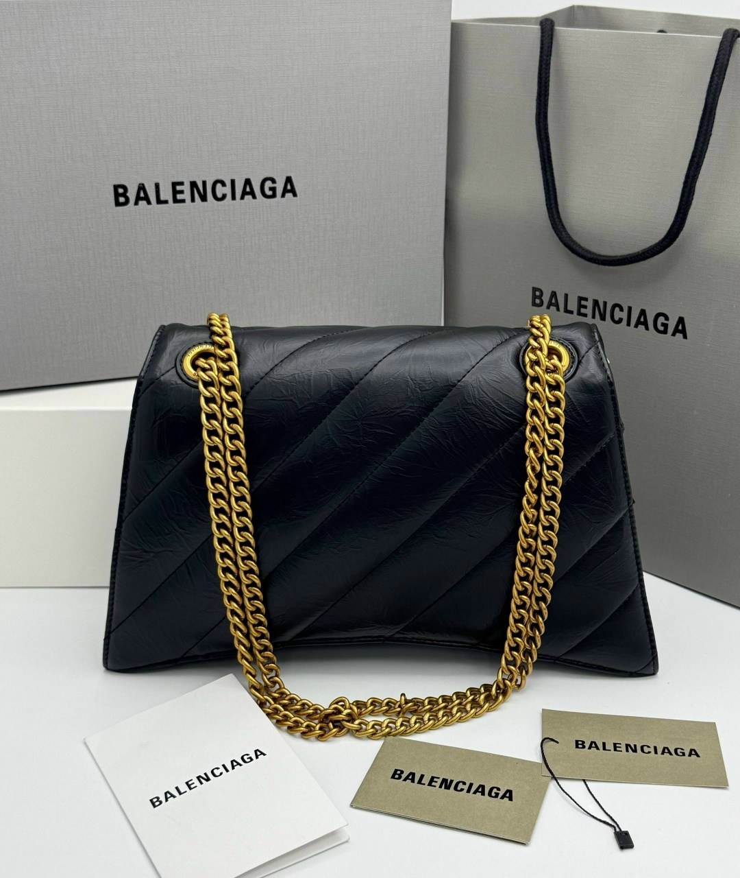 сумки balenciaga,balenciaga сумка на плечо,стеганая сумка balenciaga crush черный,баленсиага краш сумка,сумка женская balenciaga