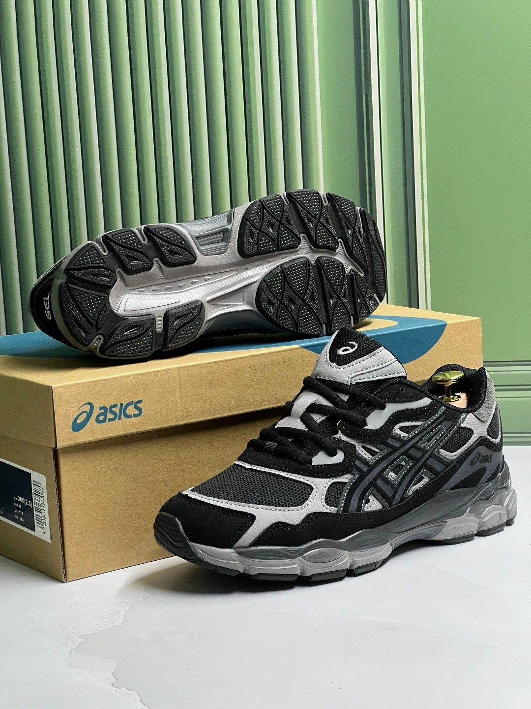 кроссовки asics gel-nyc,кроссовки мужские asics,кроссовки asics,спортивные кроссовки asics gel nyc asics цвет серый черный,кроссовки asics gel