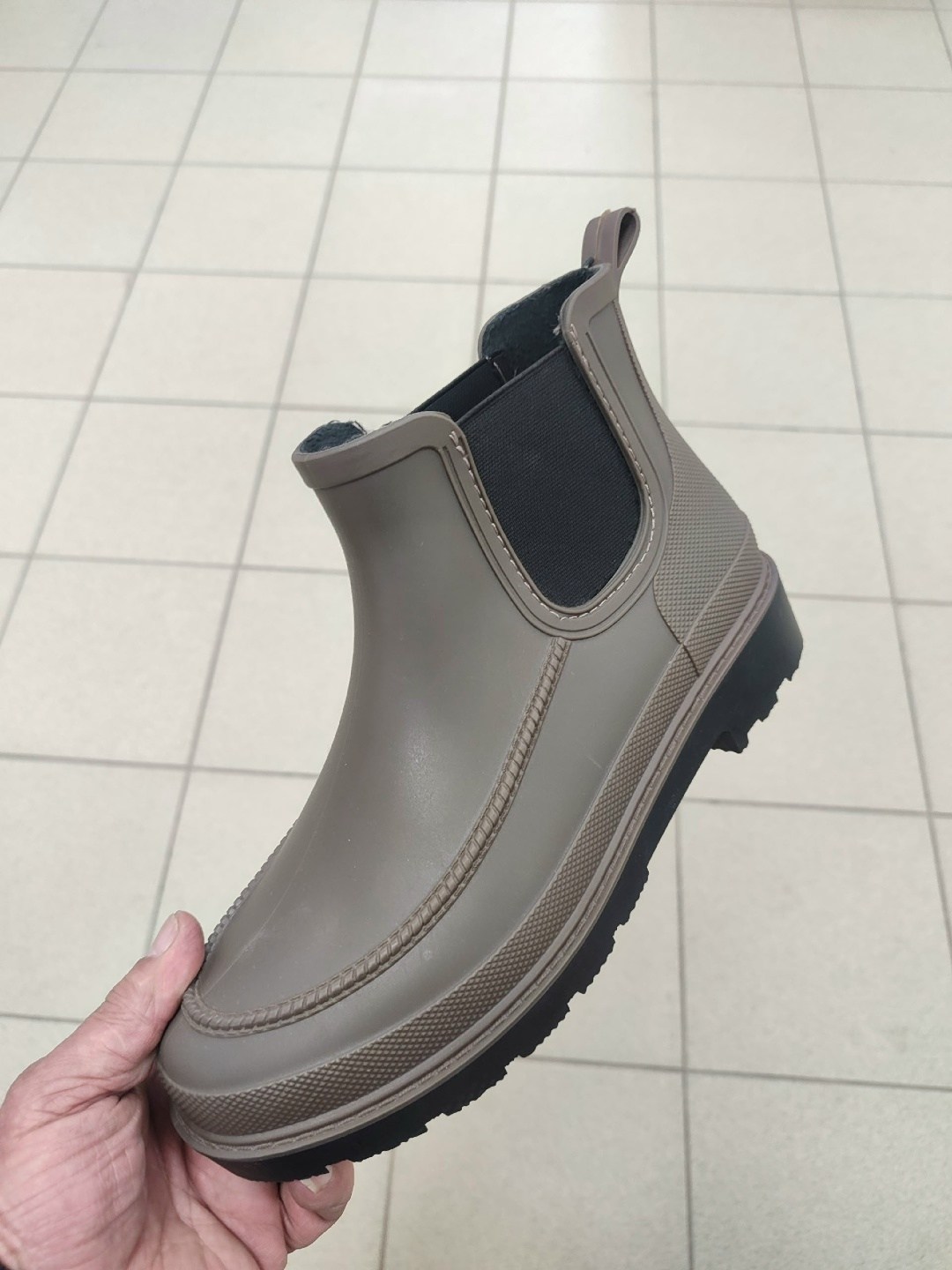 ,резиновые сапоги,резиновые полусапоги мужские,мужские резиновые сапог,резиновые полусапоги