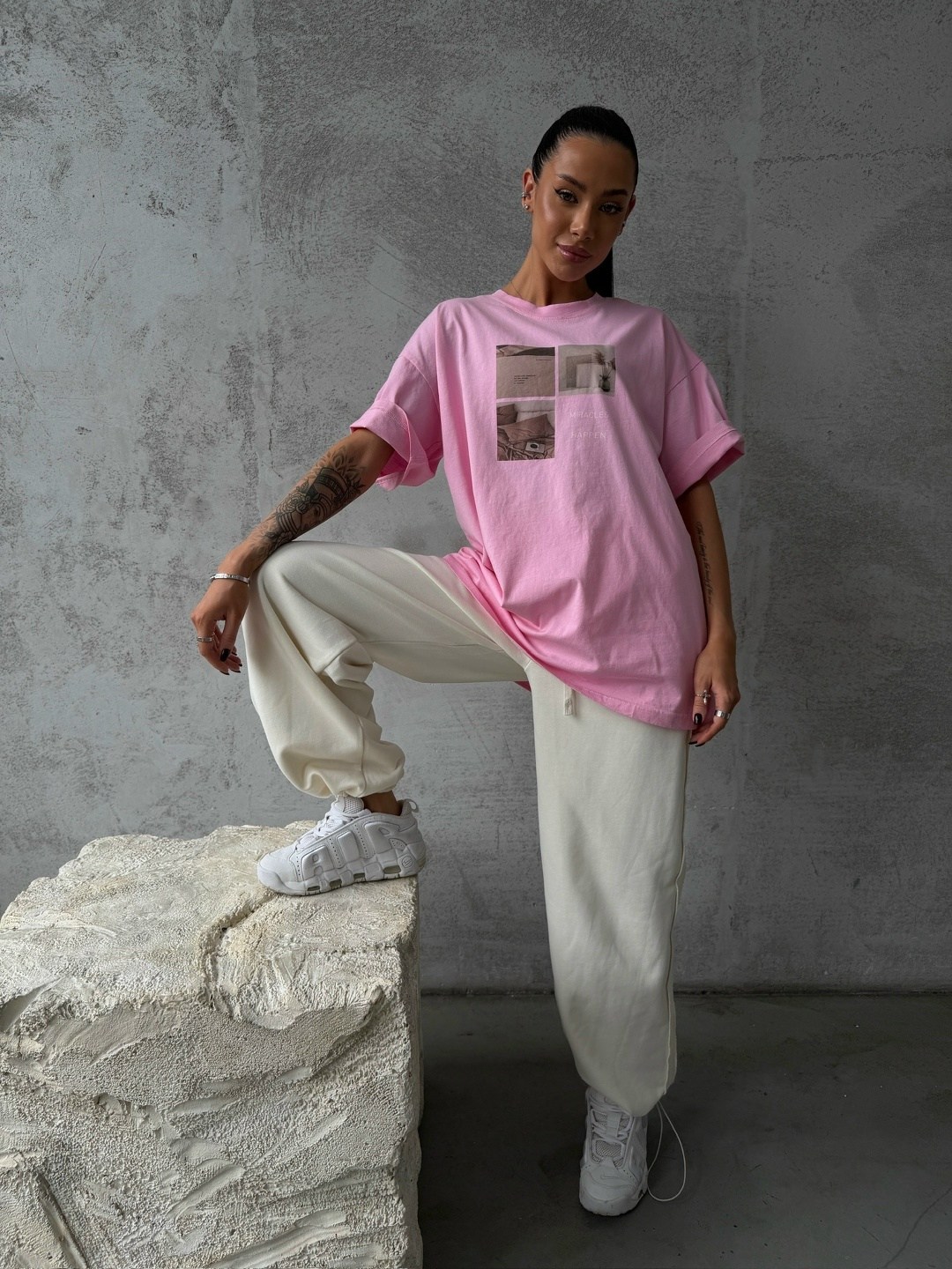 футболка оверсайз с принтом удлиненная tettavi,розовая футболка оверсайз,футболка женская оверсайз лия,женская футболка оверсайз,футболки оверсайз с принтами