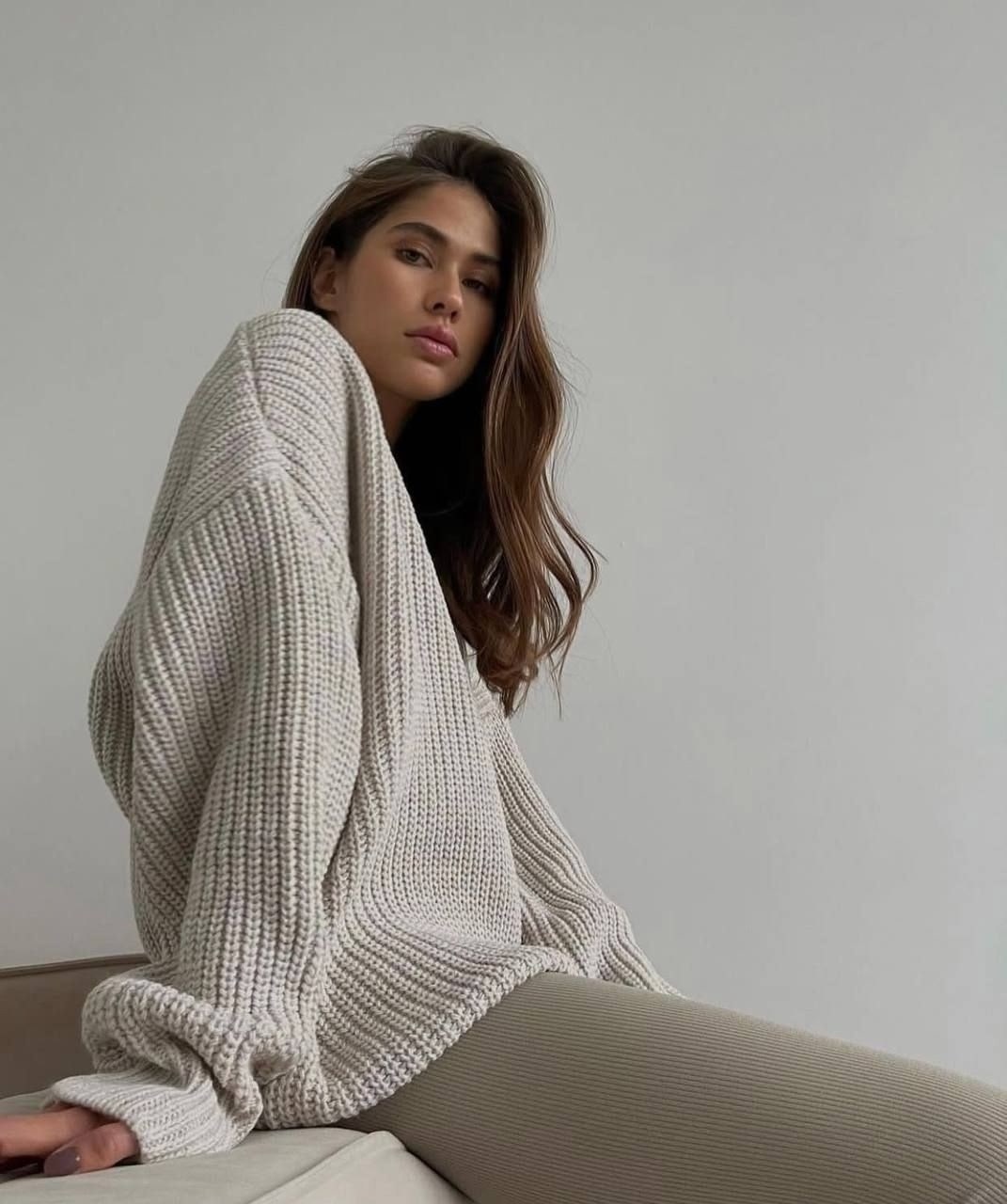 свитер женский оверсайз,свитер оверсайз вязаный удлиненный,свитер вязаный оверсайз,свитер вязаный оверсайз ft-style цвет серый светло-серый,cвитер оверсайз