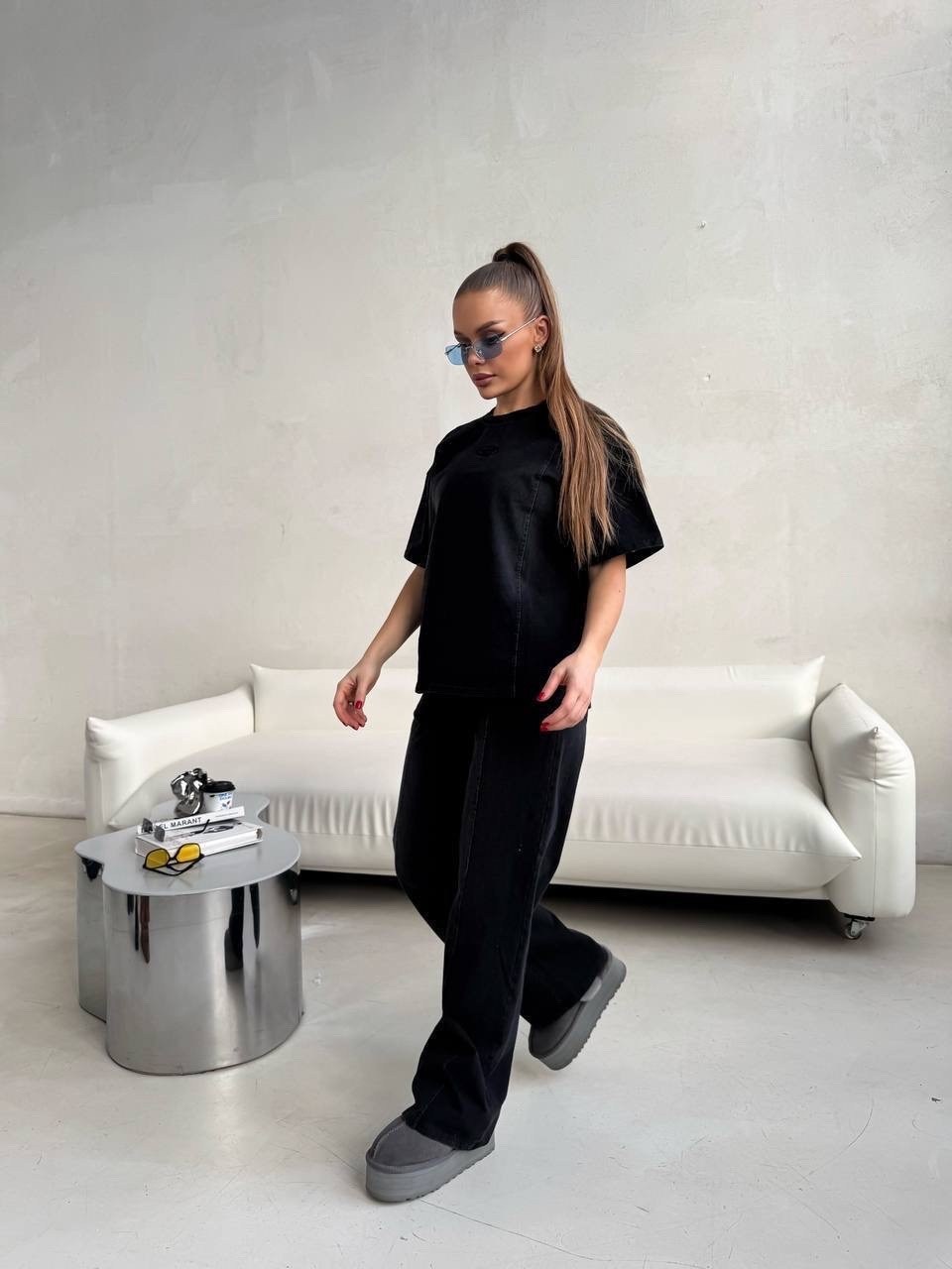 велюровый костюм,стильные костюмы,костюм с кофтой,костюмчик,велюровый костюм женский