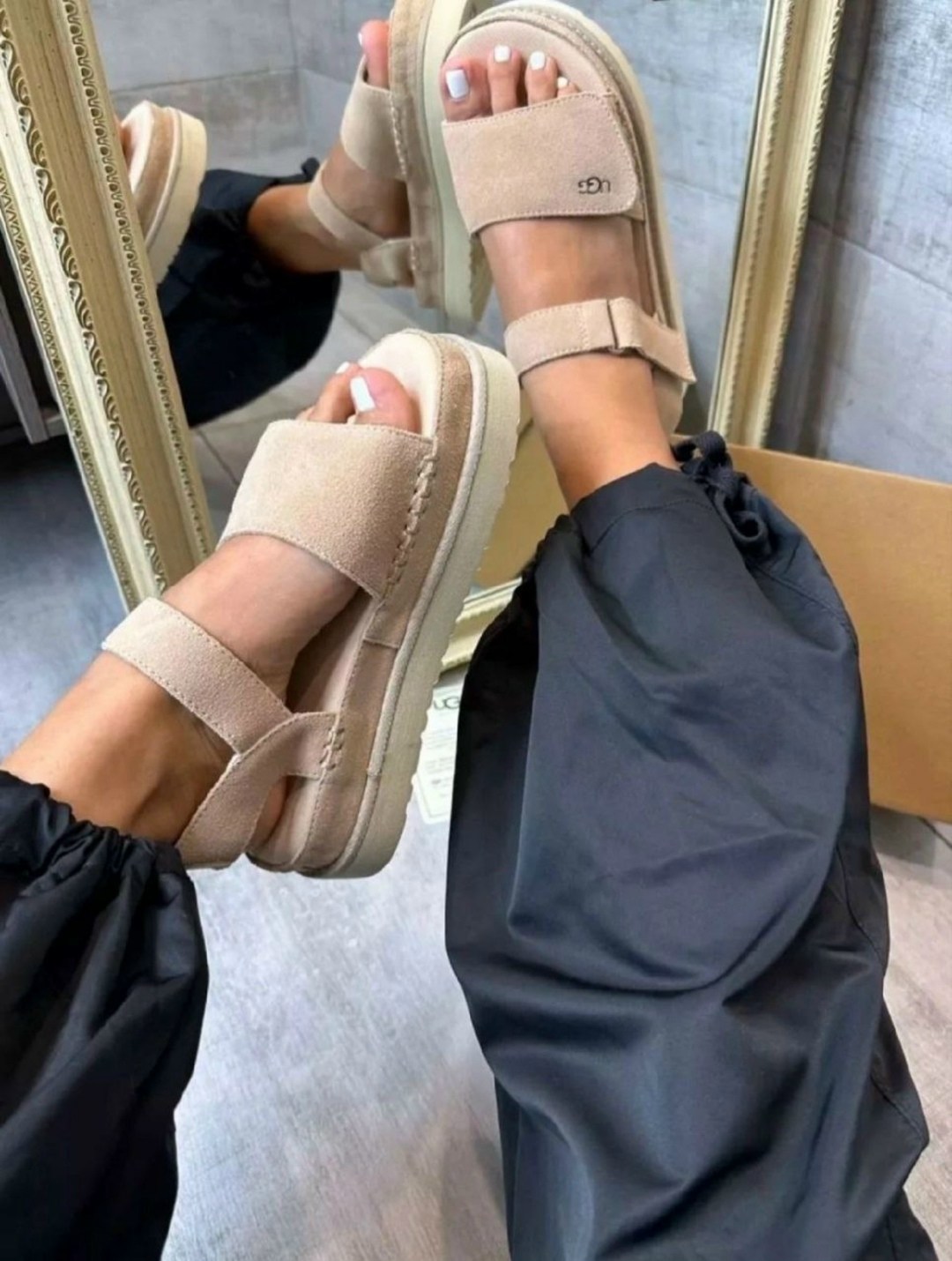 женские сандали,босоножки ugg,женские босоножки,босоножки замшевые ugg,босоножки замшевые