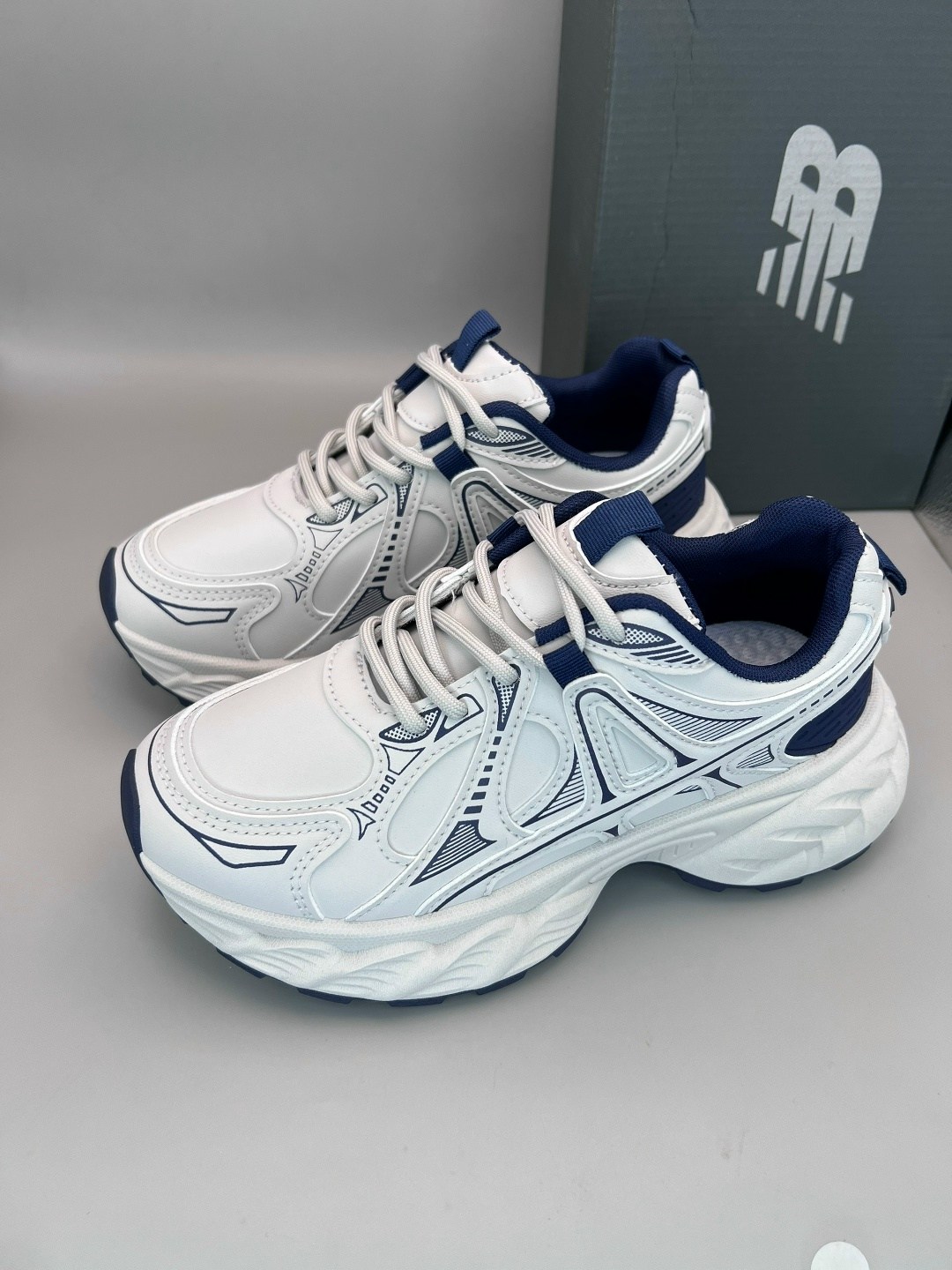 кроссовки женскиe,кроссовки,кроссовки для женщин,повседневные кроссовки,спортивные кроссовки