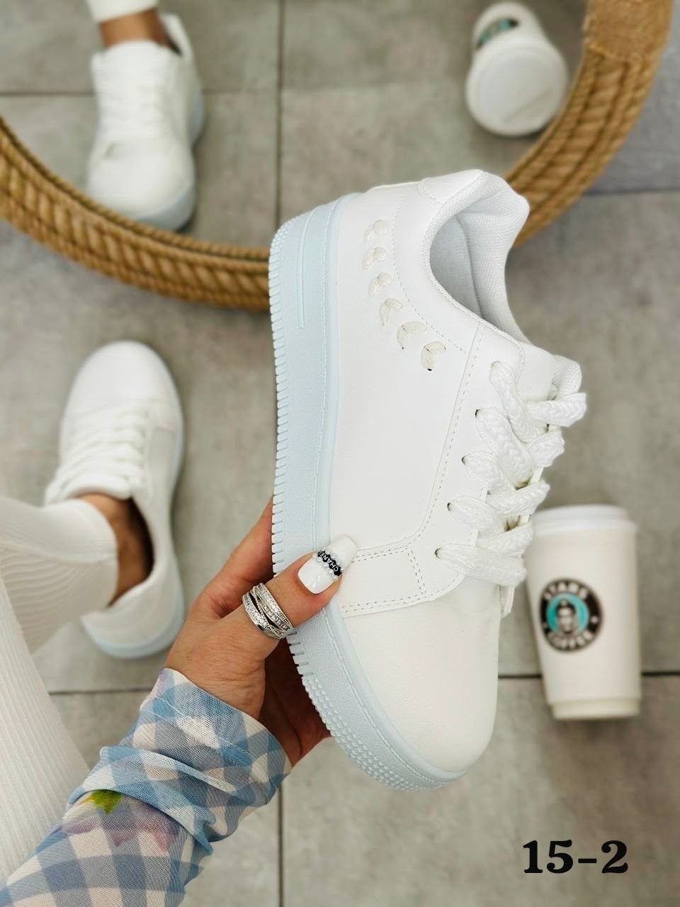 ,женские кроссовки,кроссовки для девушек,кроссовки модные,обуви