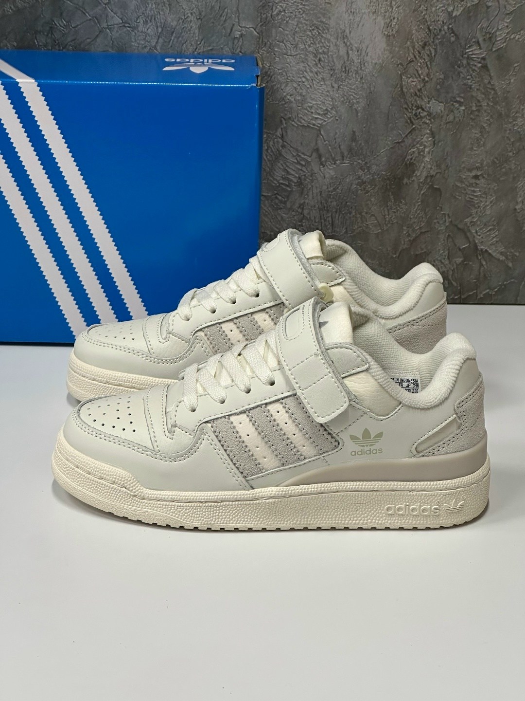 женские кроссовки adidas,кроссовки adidas,кроссовки adidas original,кроссовки,adidas forum 84 low orbit grey
