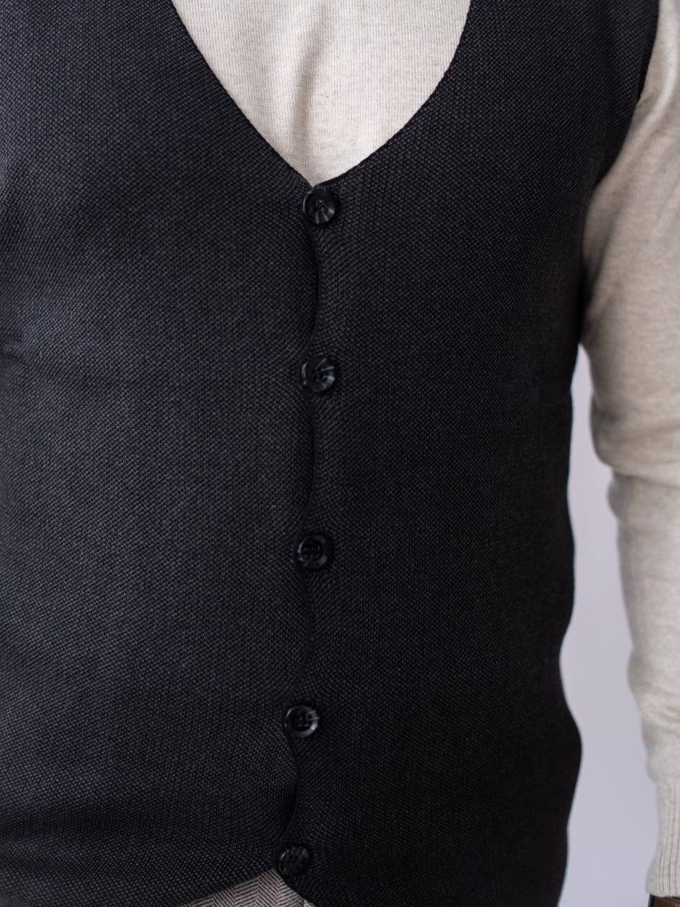 жилет мужской,жилет трикотажный мужской,мужской жилет классический,трикотажный жилет,жилетка мужская шерстяная