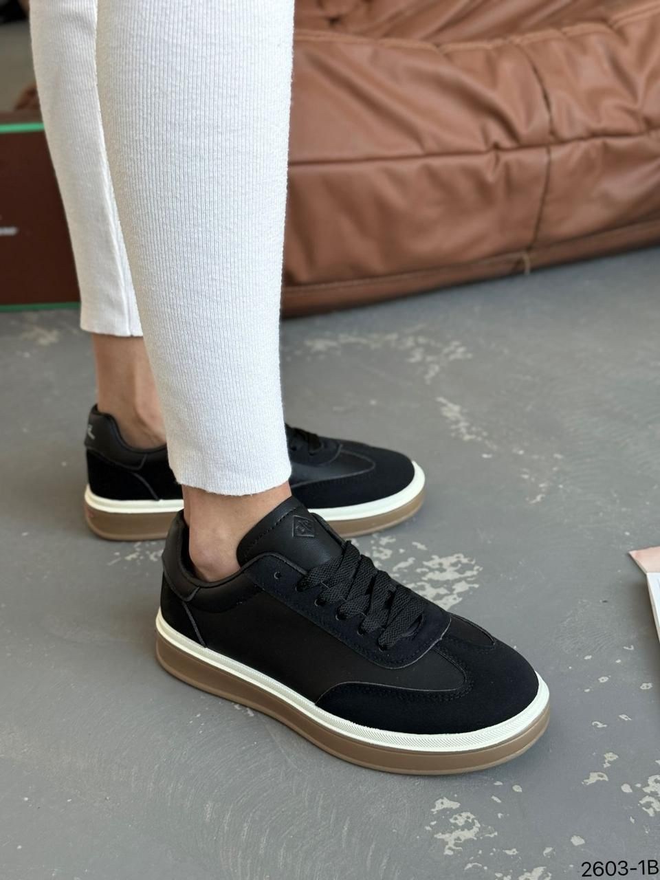 ,кроссовки бордовые,кроссовки марсала,женские кроссовки,бордовые кроссовки мужские