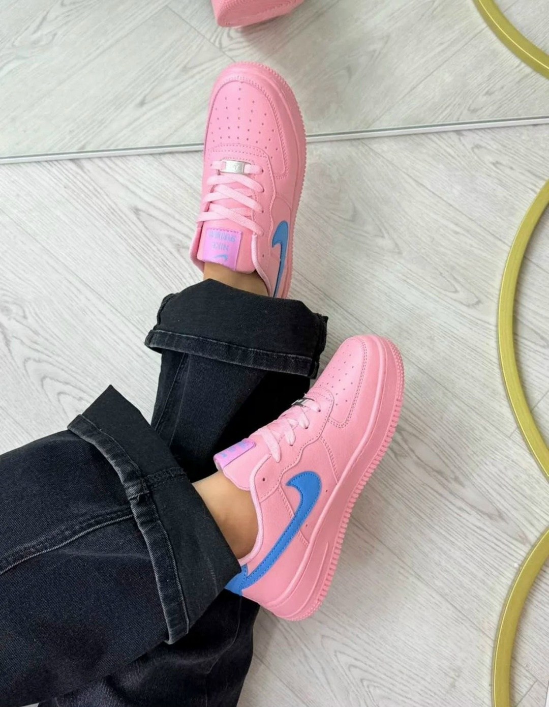 кроссовки nike air розовые,розовые кроссовки найк air force,кроссовки найк розовые форсы,nike air force 1 07,nike air force 1 low pink