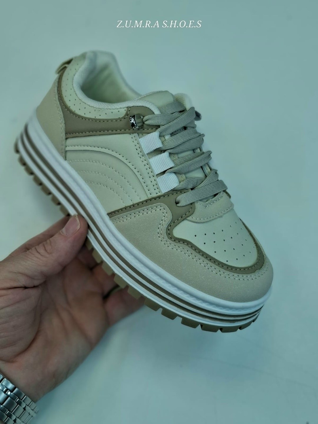 ,женские кроссовки,спортивная ,низкие кроссовки,повседневные кроссовки