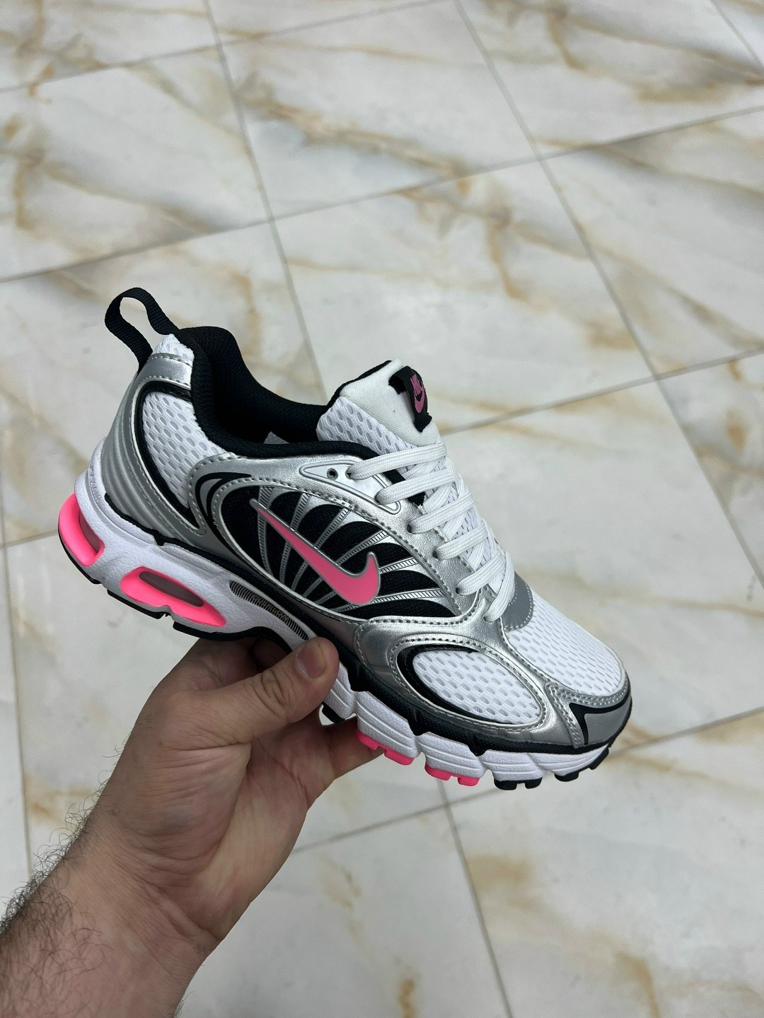 женские кроссовки adidas ozweego,кроссовки adidas ozweego,adidas originals ozweego,женские кроссовки adidas originals ozweego,adidas ozweego