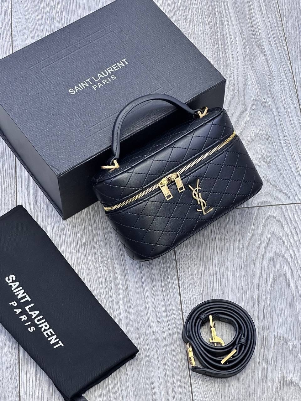 косметичка yves saint laurent,сумка yves saint laurent,сумка,стильные сумочки,сумка женская брендовая