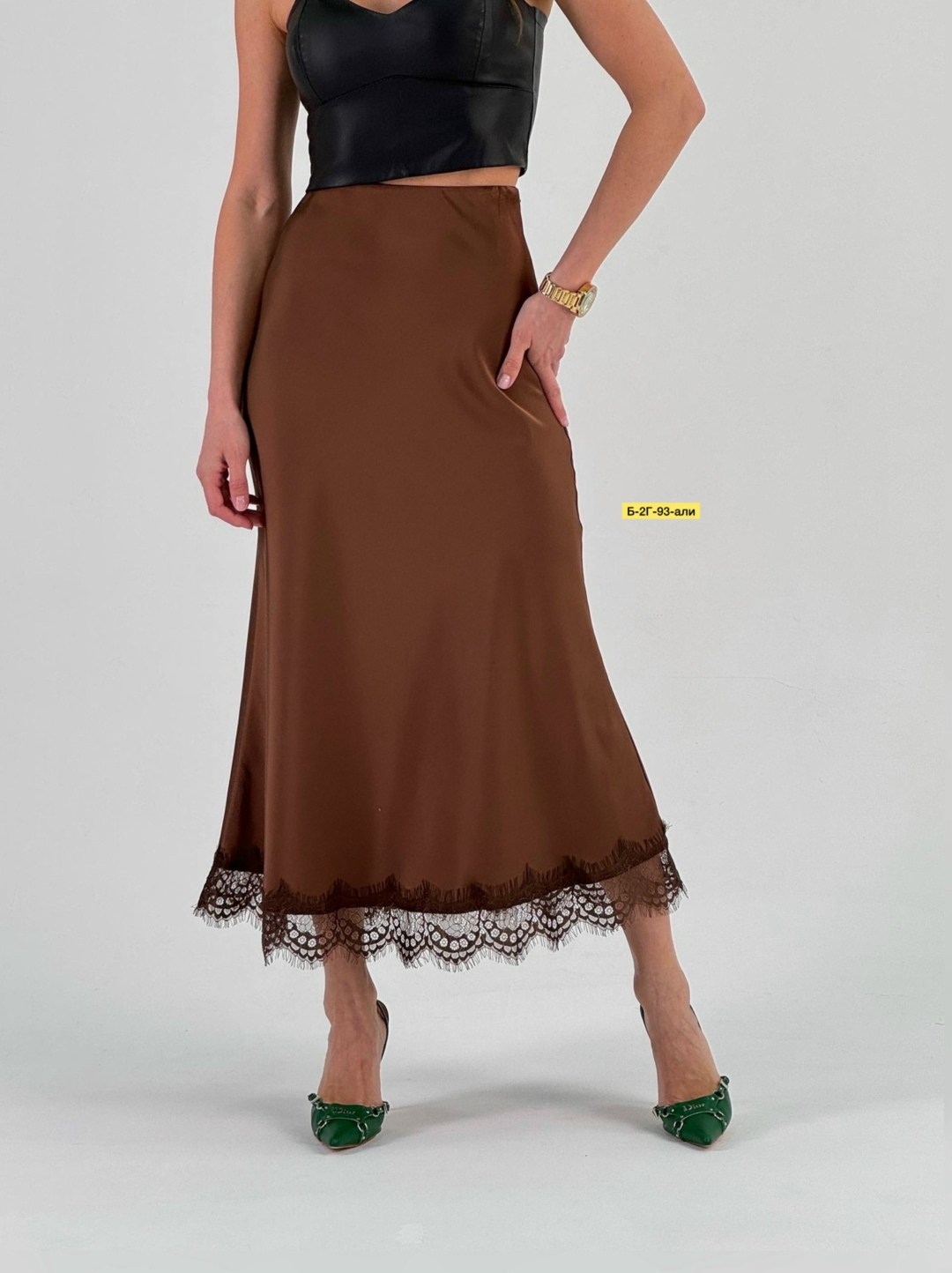 атласная юбка с кружевом,юбка с кружевом,юбка с кружевами,юбка внизу с кружевом,юбки женские