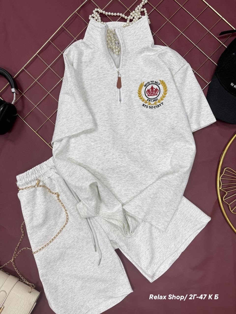 костюм с шортами и футболкой поло летний insomand,женский костюм,спортивный костюм женский,костюм женский летний спортивный,костюм женский серый
