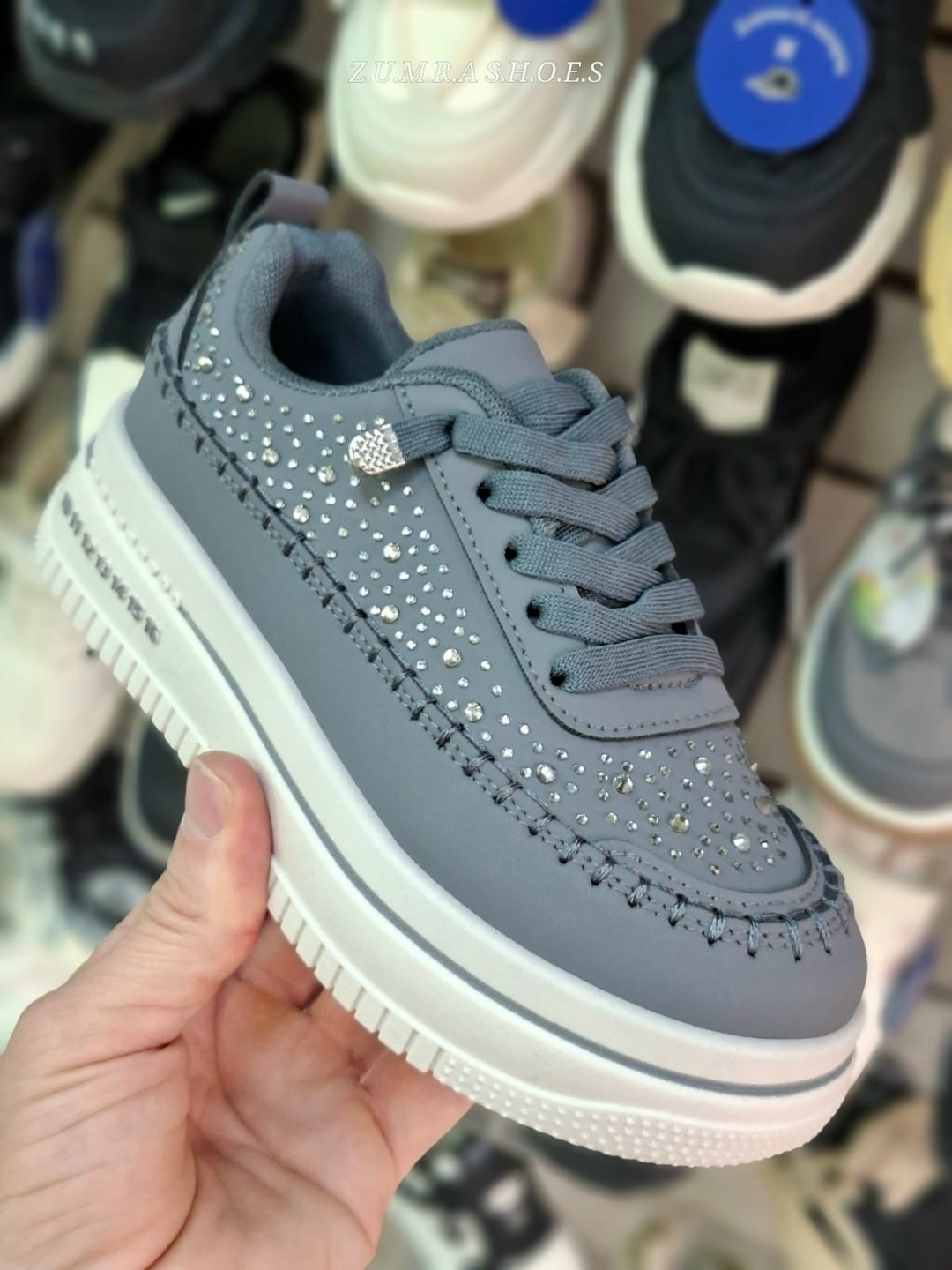 ,кроссовки женскиe,обуви, женская,модные кроссовки