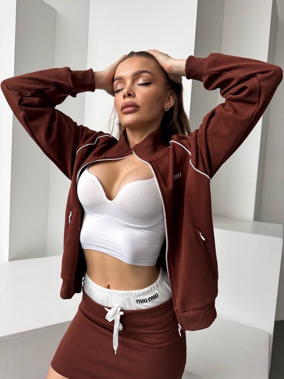 женский костюм,костюм с юбкой,спортивные костюмы женские,спортивный костюм,костюм коричневый