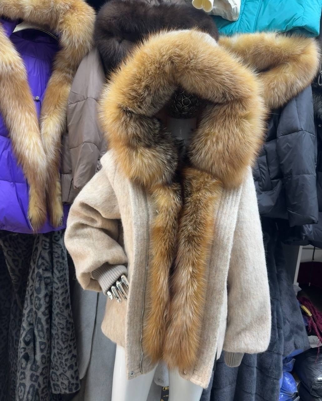 парка с натуральным мехом,парка женская с натуральным мехом,парка с мехом,пальто с натуральным мехом,куртка с натуральным мехом