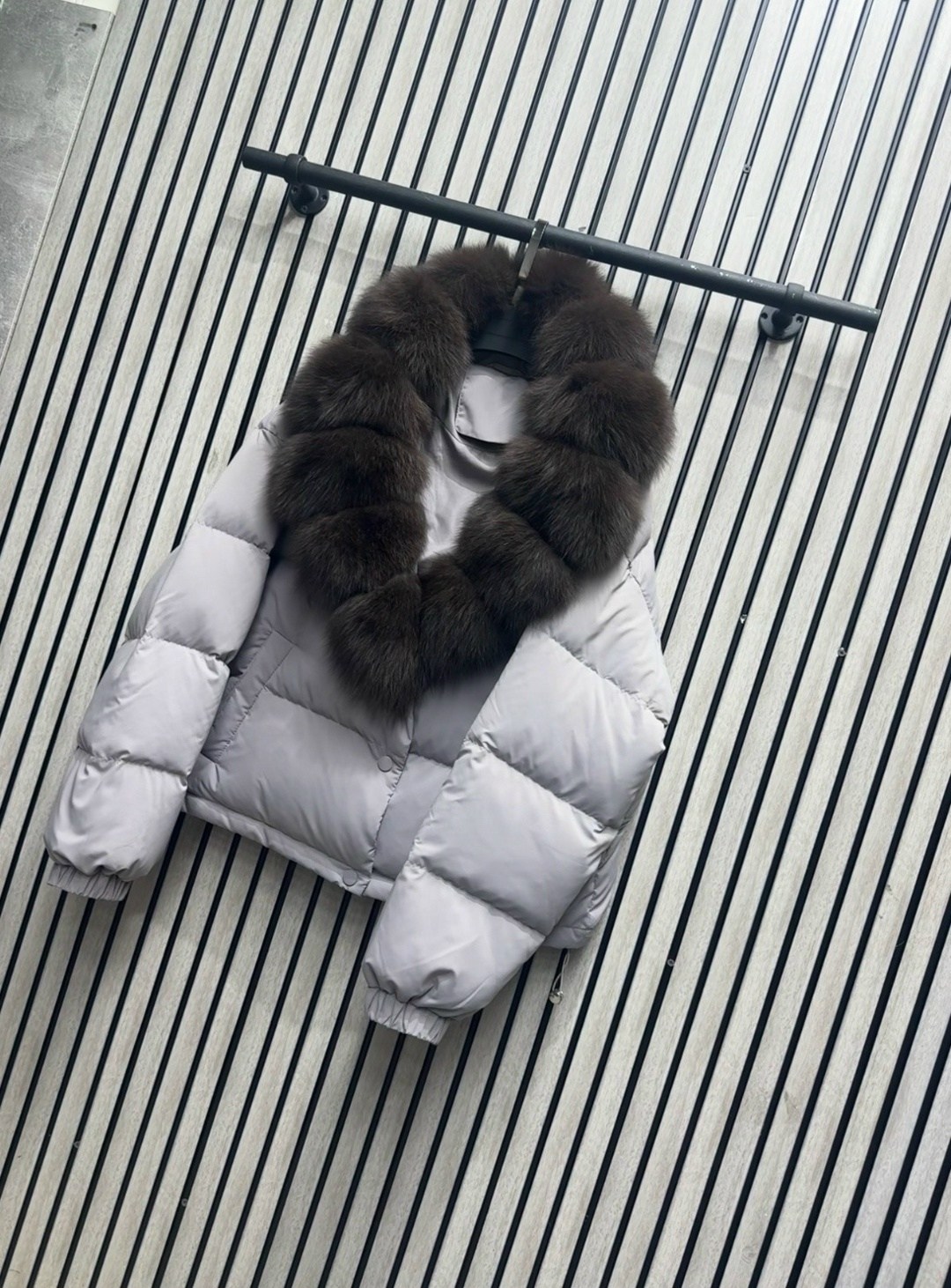 куртка пуховик с натуральным мехом женская,пуховик женский с натуральным мехом,куртка с натуральным мехом,женский пуховик,пуховик