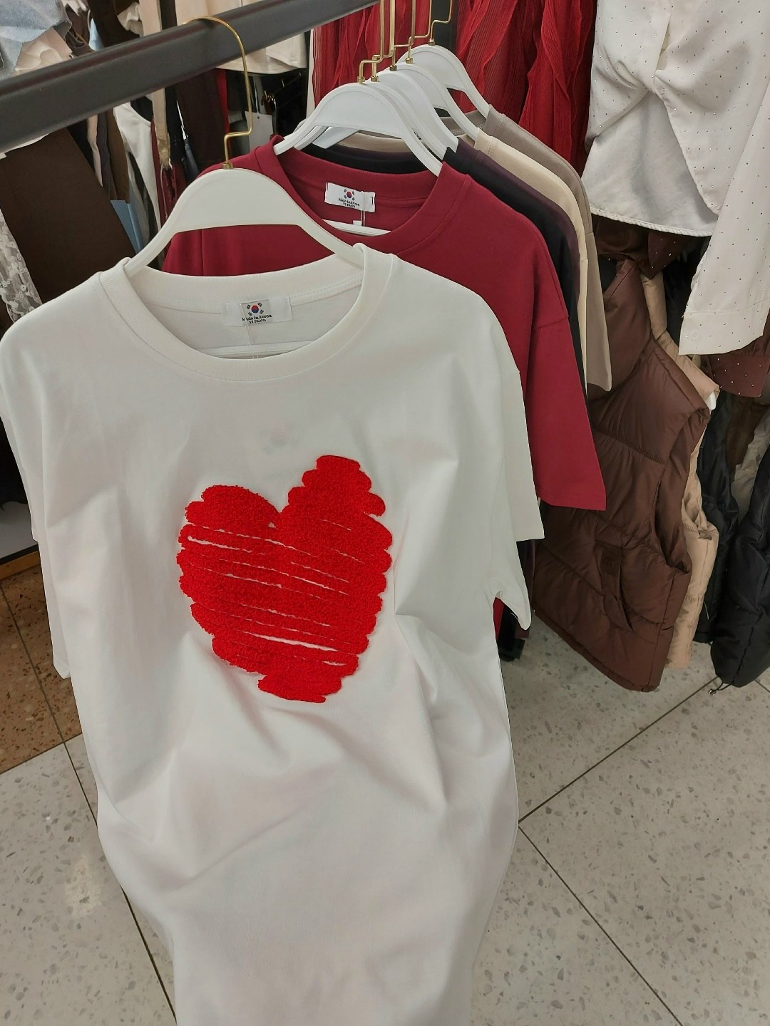 женская футболка,футболки модные,футболки женская оверсайз,летние футболки,футболка стильная