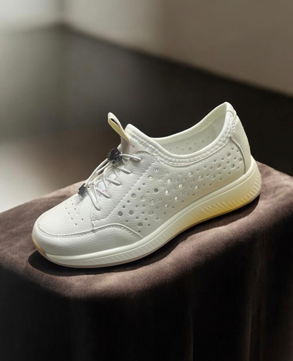 ,кроссовки ecco,полуботинки белые,кроссовки женскиe,полуботинки женские