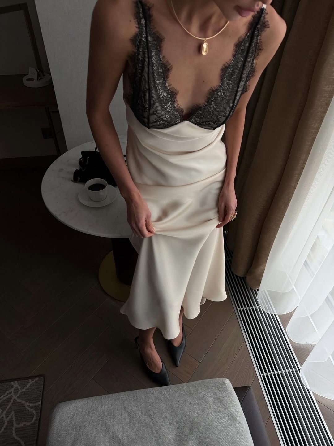 платье-комбинация,платье в бельевом стиле,шелковое платье комбинация,женское платье-комбинация,шелковое платье