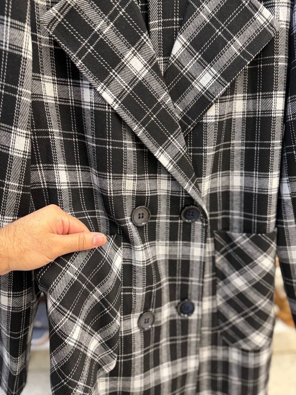 двубортное пальто в клетку,пальто в клетку,пальто женское в клетку,серое пальто в клетку,клетчатое пальто зарина