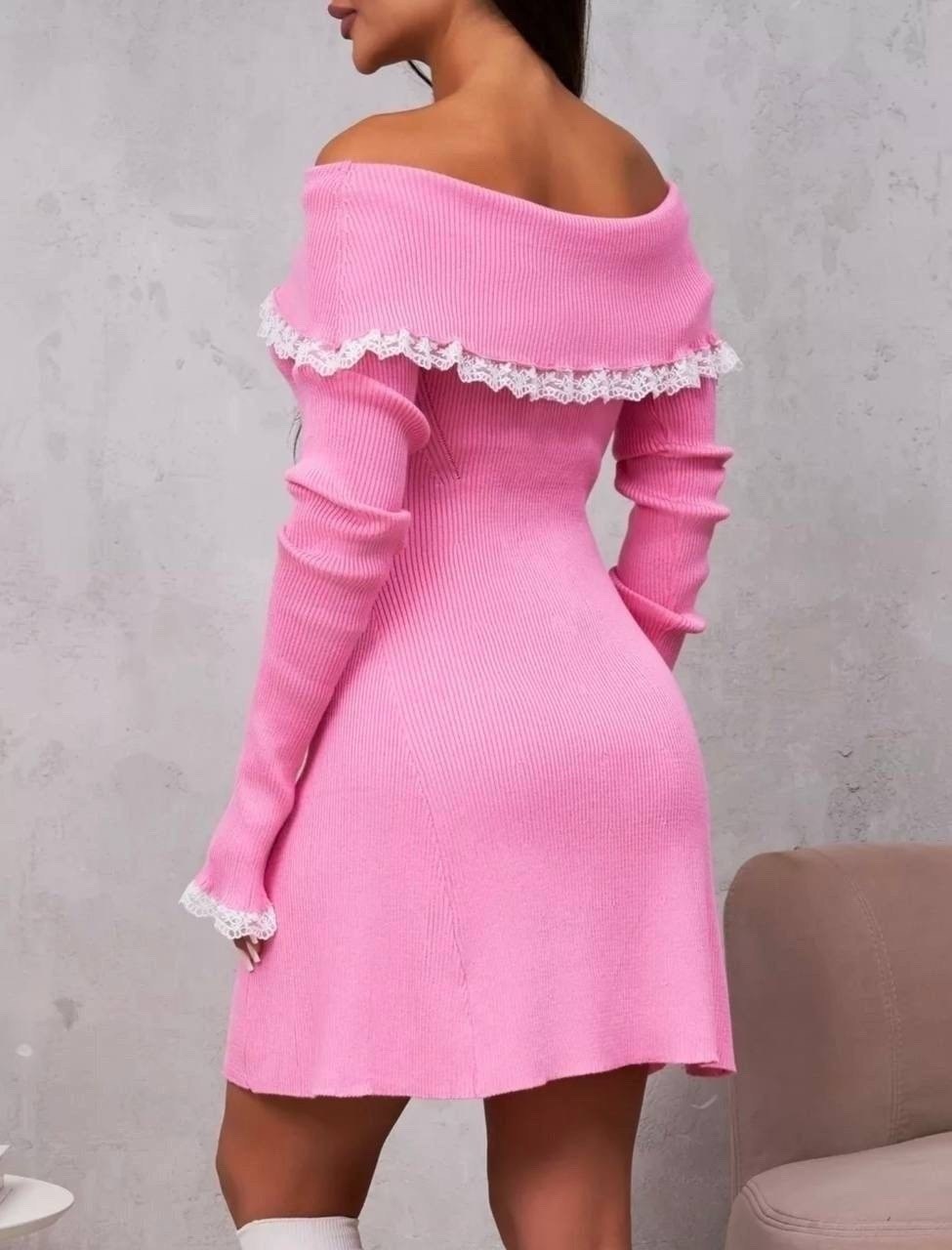 женское трикотажное платье с открытыми плечами,трикотажное платье с открытыми плечами,платье вязаное с открытыми плечами,платье с открытыми плечам,платье трикотажное с открытым плечом