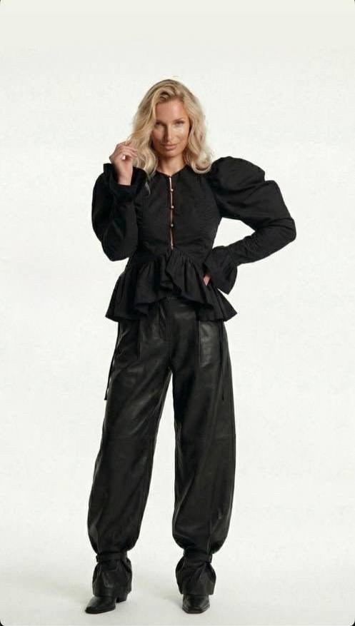 элегантная блузка,блузка с оборками,модные блузы,блузка с воланом,белая женская блузка