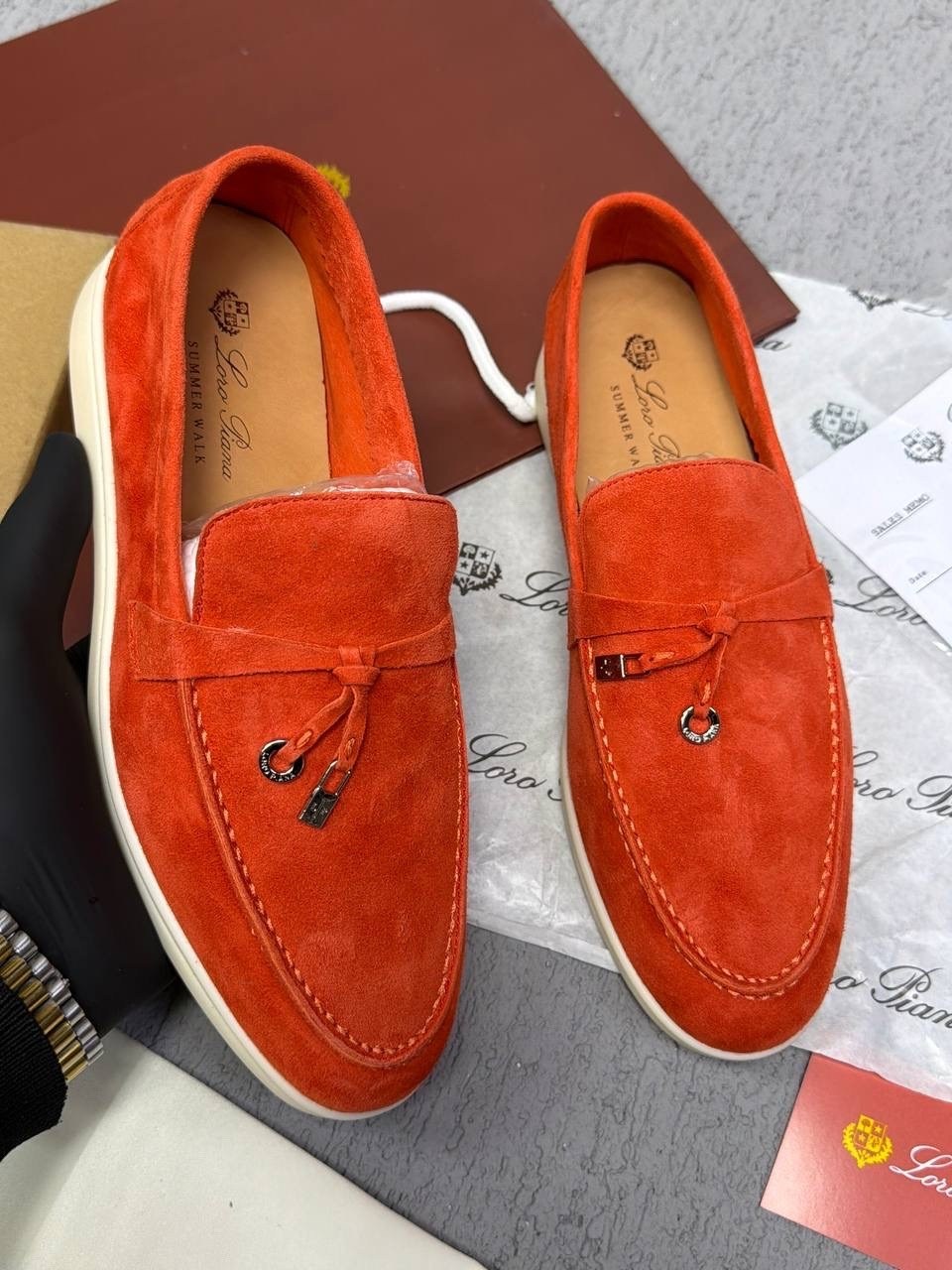 лоферы женские loro piana,замшевые лоферы loro piana,лоферы loro piana,лоферы лоро пиано из натуральной замши,лоферы из натуральной замши loro piana