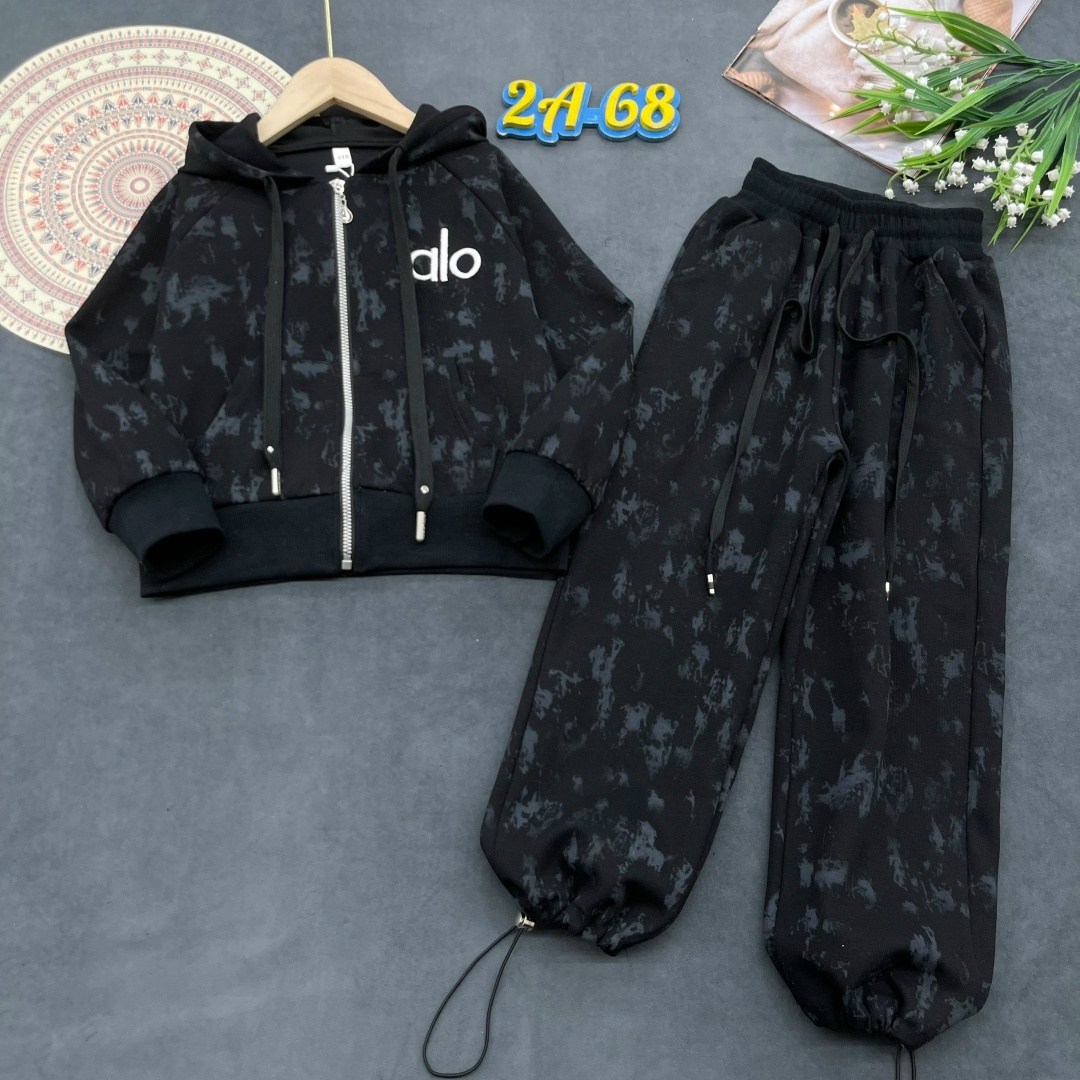 велюровый костюм для девочки,костюм на флисе,велюровый костюм,велюровый костюм детский,костюм детский